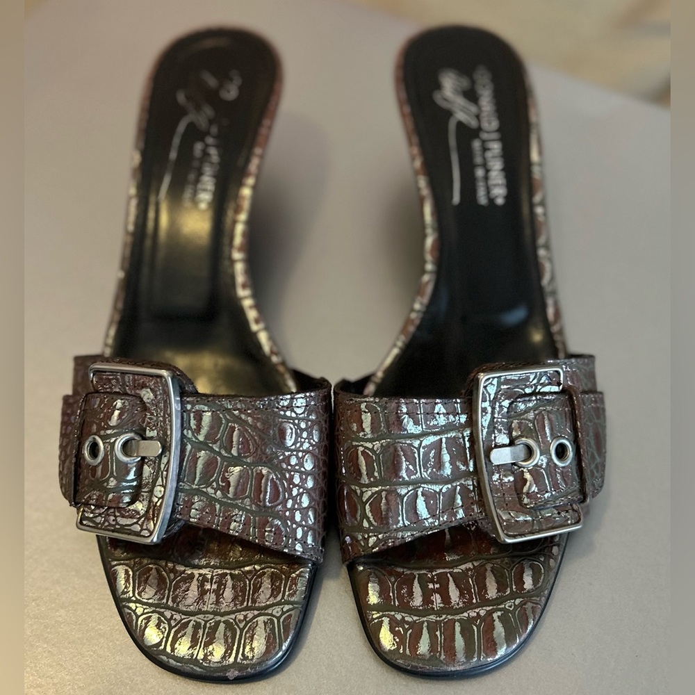 Donald J Pliner KINZY metallic leather slide